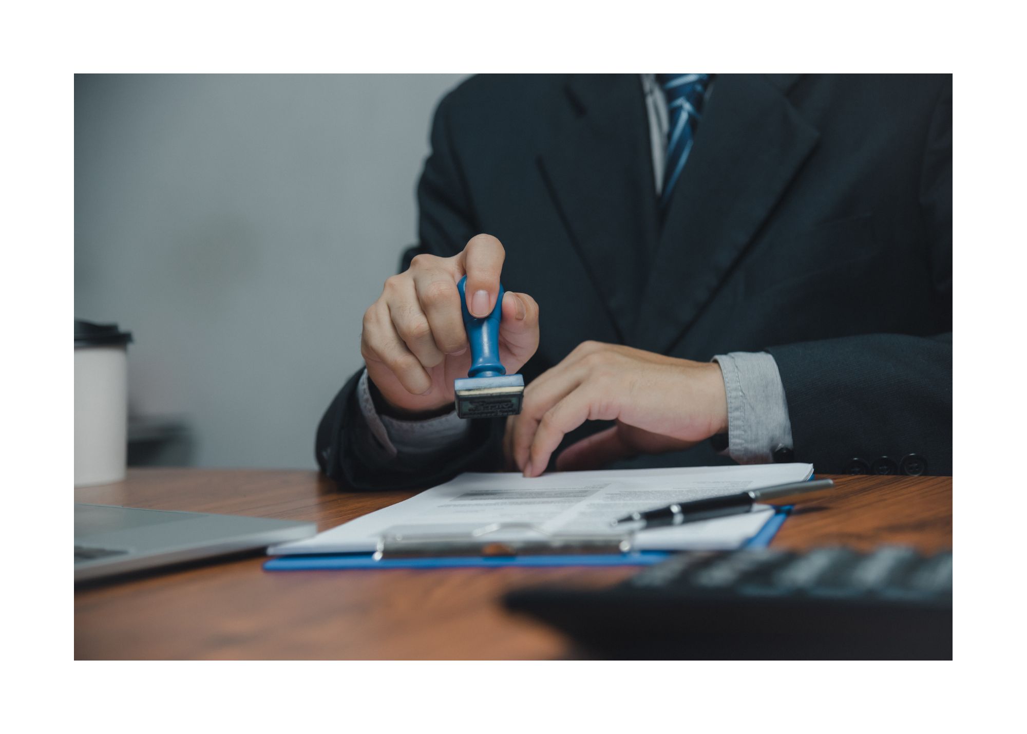 DERECHO BANCARIO BURSÁTIL